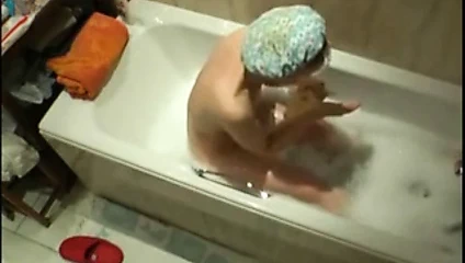 Hazel banyo zamanı