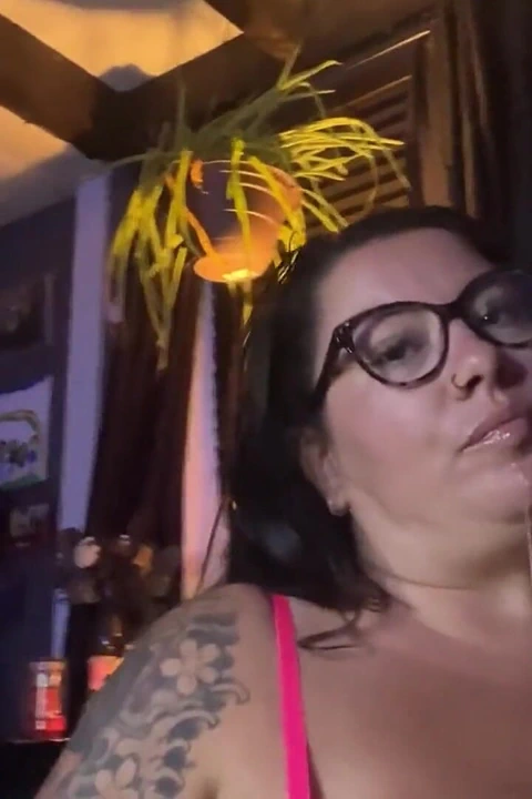 Komşu sakso çekiyor