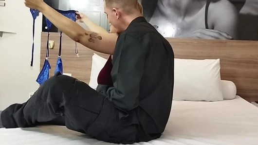 Motelde sikişten bts