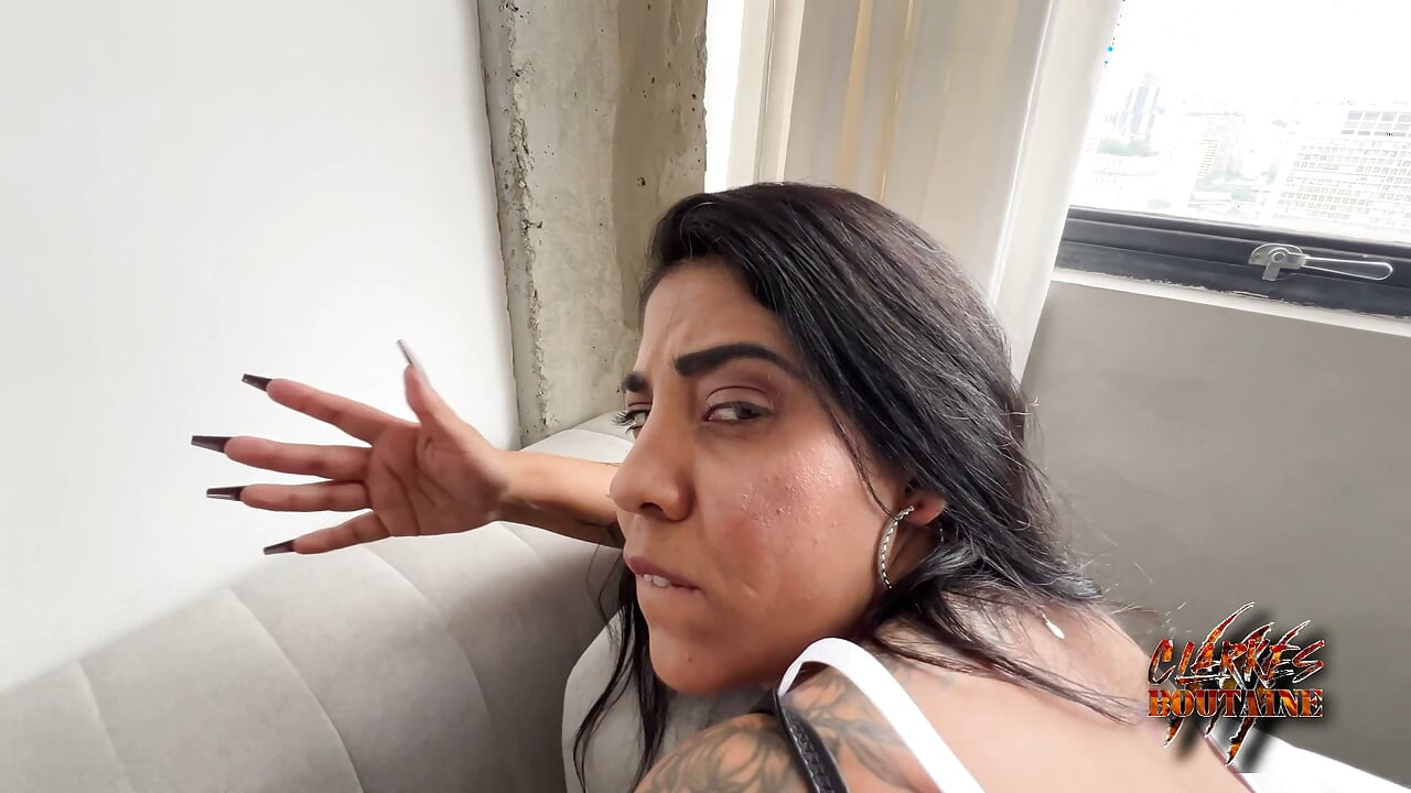 Brezilyalı Büyük Kalça Bea Seçimin Ateşli Karısı