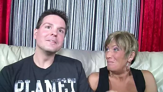 Ich teile meine Frau vor der Kamera - Threesome