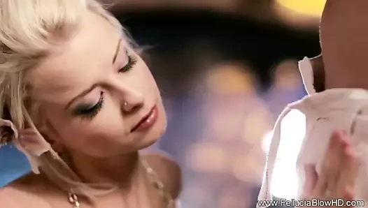 horoz esen itibaren banyo güzellik sarışın