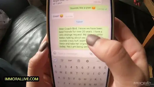 18 yaşındaki esnek jimnastikçi antrenörünü ve üvey babasını eksiliyor - uzun bacaklı ve süper sulu şeftalili güzel genç kız