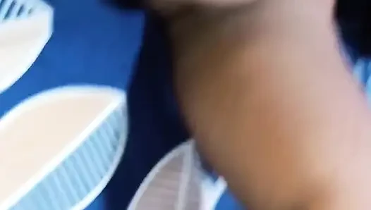 Komşum bir süredir siktiği amcığımın içinde arka arkaya iki döl verdi, bu yüzden yarağı çok fazla boşalıyor