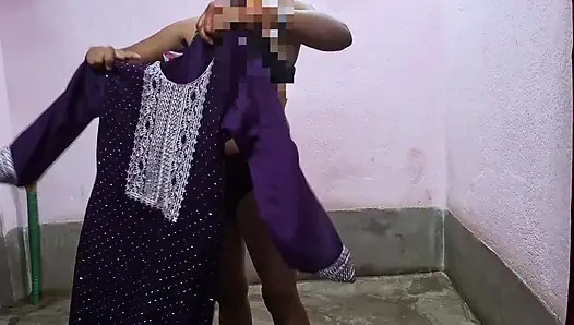 Ateşli Hintli xxx hizmetçi tam sikiş