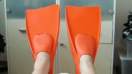 orange rubber flippers II - ich liebe Gummiflossen