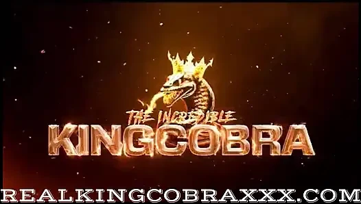 King Cobra 3 Sugar Ve Mandy'i Paylaşarak Kralların Boşaltıyor