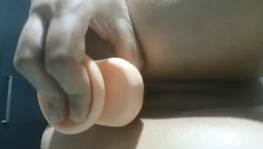 8" amcığımı ıslatıyor