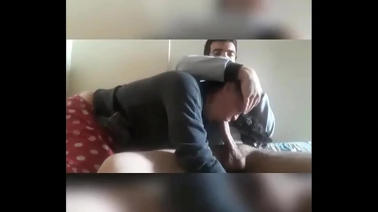 O ne zaman gelse, ben boşalana kadar beni emmesini sağlarım