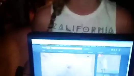 Sammie louisburg kendini her zaman işe yarar hale getirir