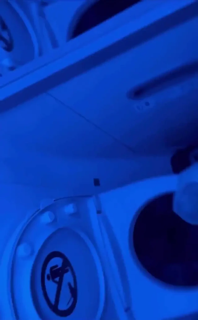 30.000 Ft'de mastürbasyon
