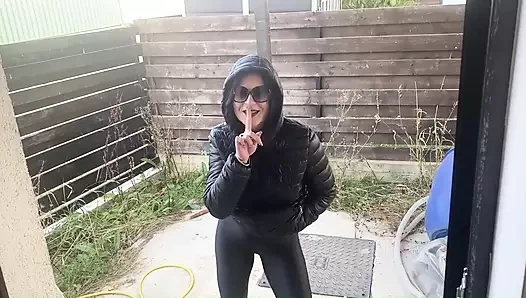 Kabarık ceketlere boşalma derlemesi