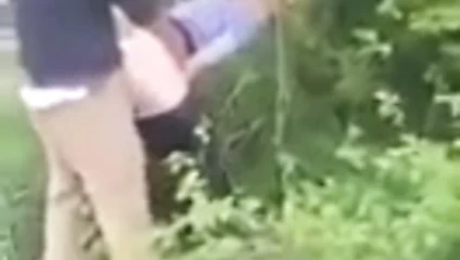 Komik Sırp açık havada sikiş - nemoj da me snima