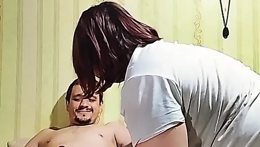 Üvey kız kardeşin meydan okuması oyunun ilk seviyesini geçti