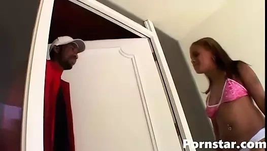 Siyah güzel Olivia Winters deliğinde büyük yarakları seviyor