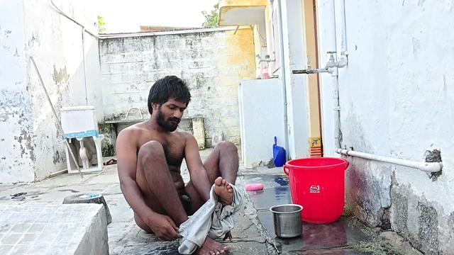 XHard - Outside Bathing Video Kumbha Manoj Kumar