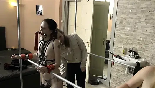 Meliss and Zoë Get Spanking