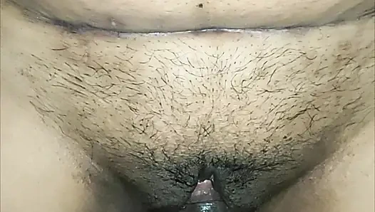 Doğum günü gecesi amcık sikişi