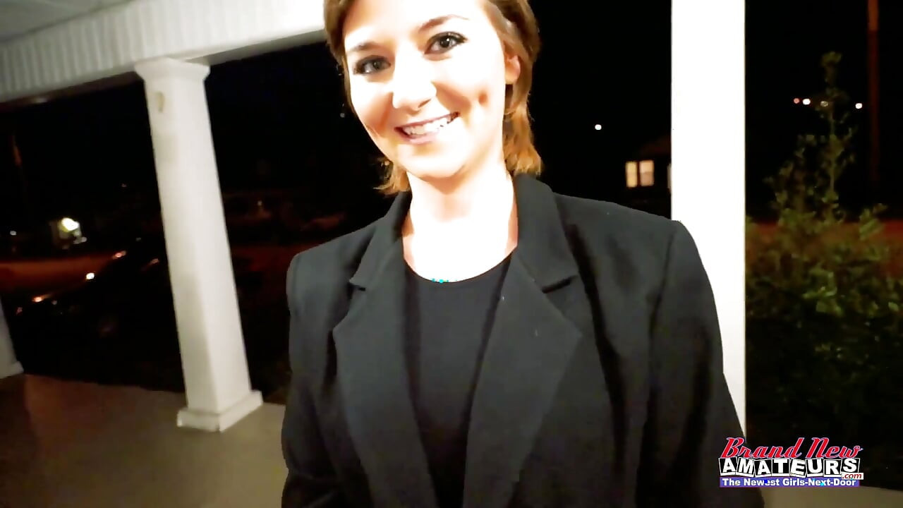 Brandnewamateur - güzel Kylie sahte porno seçmeleri için soyunuyor ve yarak emiyor