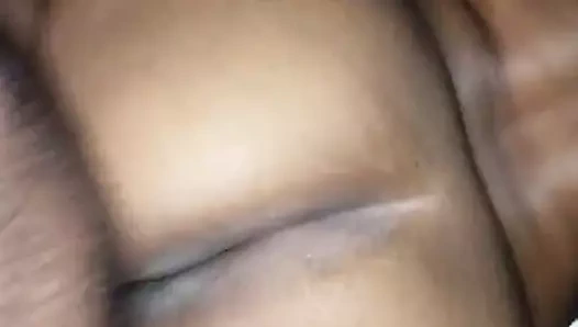 Şişman bir kıçı var