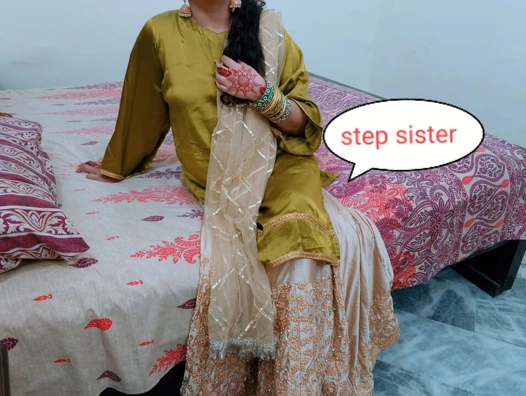 Hintli üvey kız kardeş üvey erkek kardeşine beni arkadaşımın evine bırakmasını söylüyor