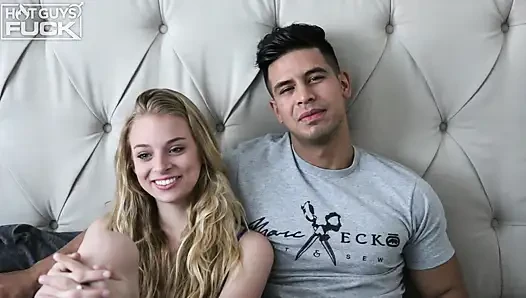 Mega latin model jock ilk Amerikalı sarışını sikiyor