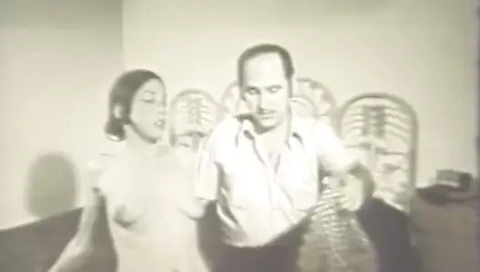tatlı alır fucked tarafından onu doktor (1960s vintage)