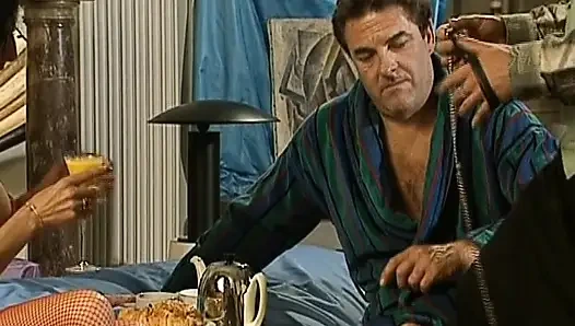 Muhteşem Alman bebekler lüks anal grup sekste yarağa biniyor