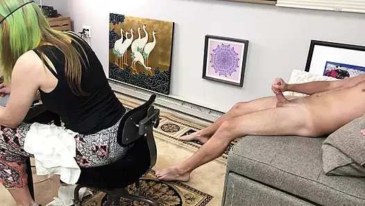 Röntgenci arkasından kadına boşalıyor