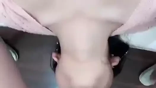 kız arkadaşı seviyor derin gırtlak