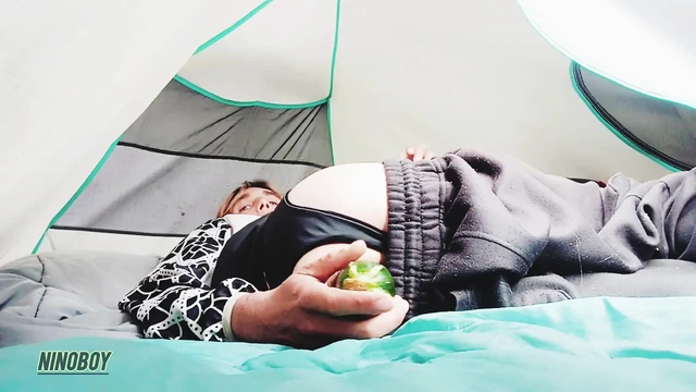 Boy Opens His Ass After Leaving the Gym