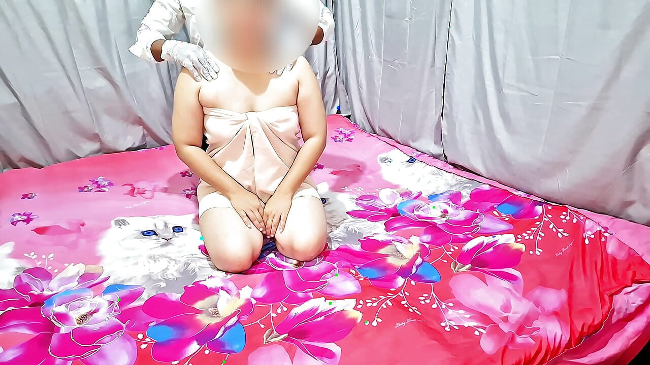 Obscene Doctor Specialist Relaxing Massage and Sange Female Pussy Massage