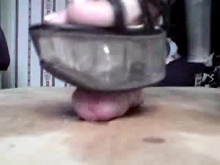 Acımasız ayakkabıyla mastürbasyon