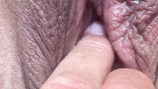 Çok azgın. onu amını seviyorum