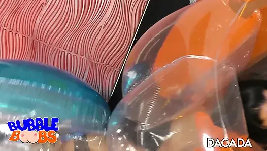 Dacada ve Ashley Cumstar ile balon göğüsler eğlencesi