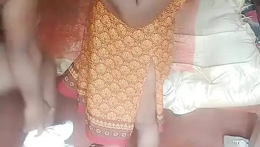 Ateşli seksi karımın büyük amını yiyorum