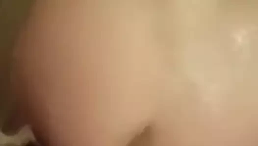 FAMAGOSTA MI 40 NERO SCOPA BIANCA IN HOTEL