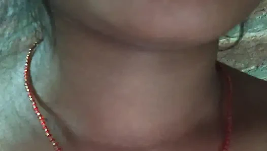 Ateşli hintli kız solo video gerçek ev yapımı Hintli seksi kız