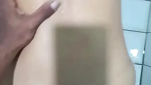 Pinay Kız Duşta Sakso Çekiyor Ve Sikişiyor