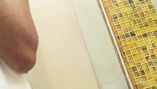 Asyalı ateşli kaltak sikilmeyi seviyor