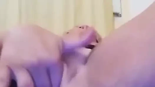 Yunan evli poutana paizei th mounara ths