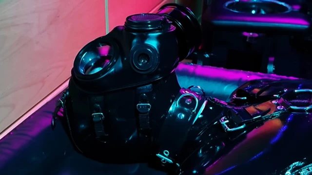 SICAK! Rubberdrone Fetiş ASMR