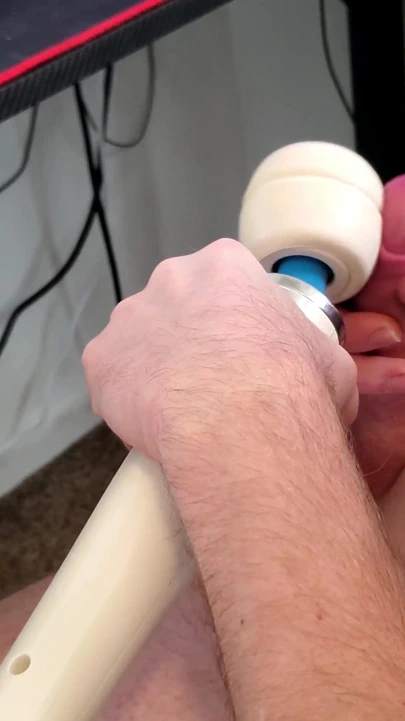 "Hitachi Wand beni vurduruyor!"