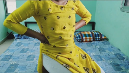 Hintli köylü ateşli üvey kız kardeş bisiklete binmek istediği için sert sikiliyor xxxx