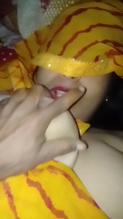 Hintli ev hanımı erkek arkadaşıyla seks yapıyor mms viral seks videosu bölüm 3 | Klip 1