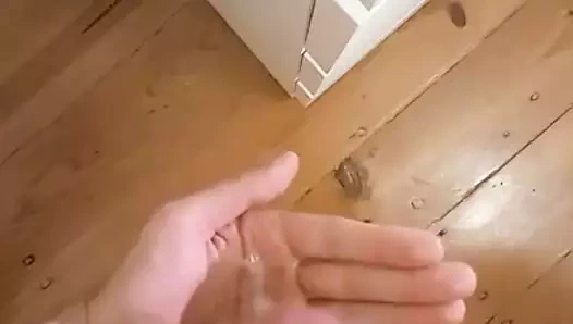 kendi cum yeme