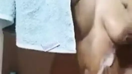 Kanadalı Hintli genç kız büyük memeli göt 52