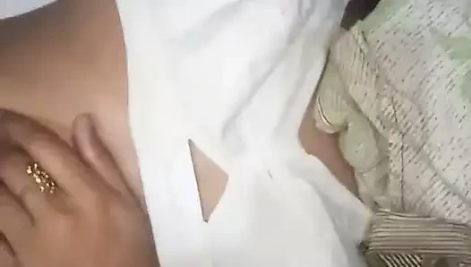 Karım benim arkadaşımla sikişiyor önüm