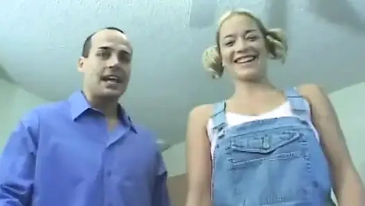 Üvey babam iyi yalıyor!