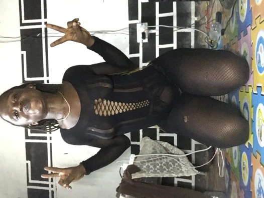 Çılgın kaltak huzurunun tadını çıkarıyor